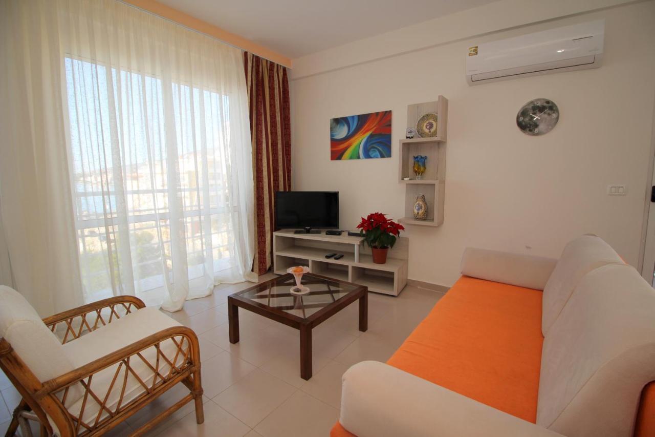 Chill Out Apartment Sarandë Esterno foto