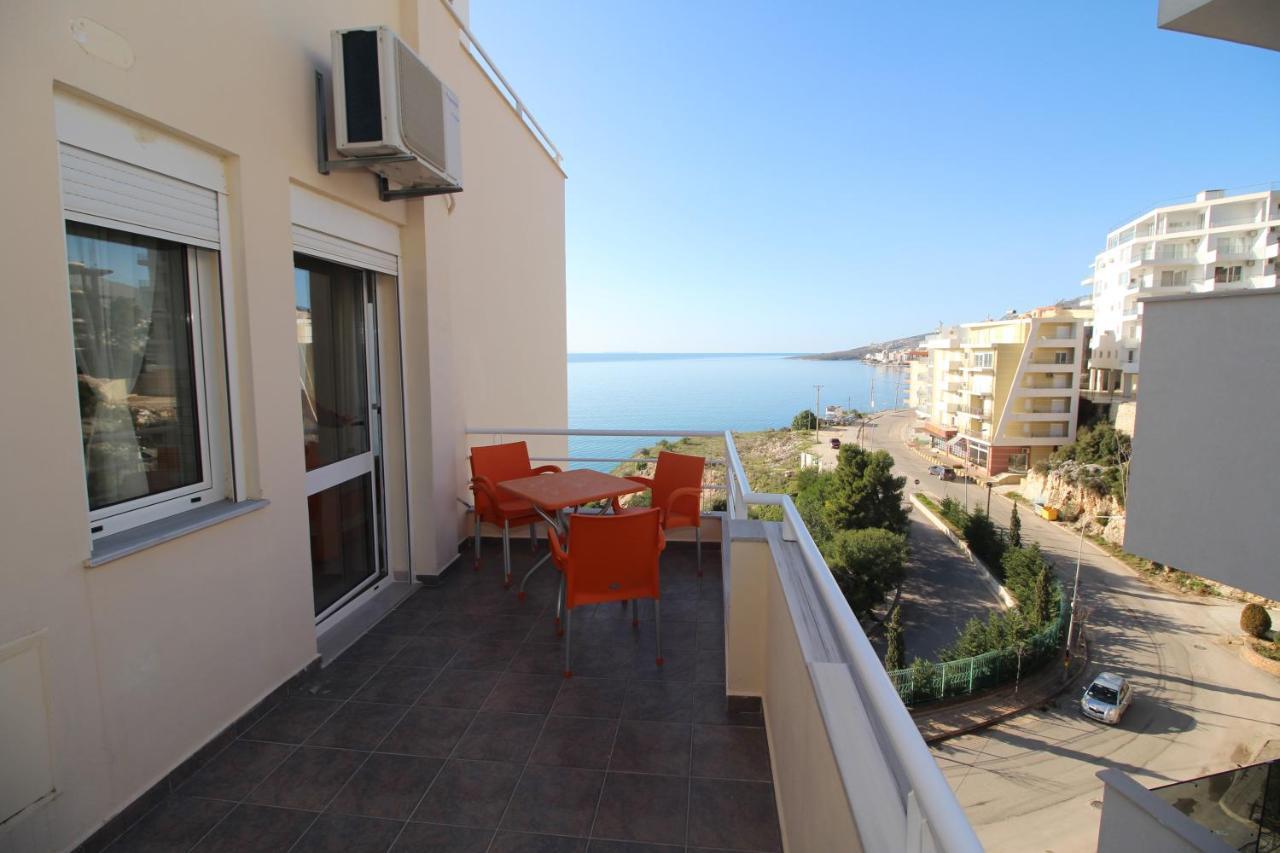 Chill Out Apartment Sarandë Esterno foto