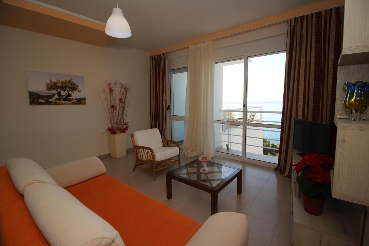 Chill Out Apartment Sarandë Esterno foto