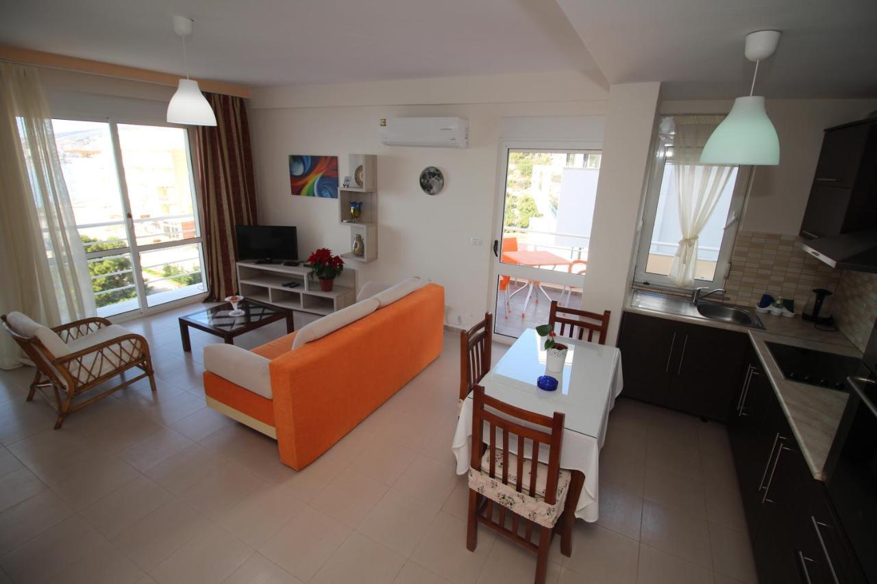 Chill Out Apartment Sarandë Esterno foto