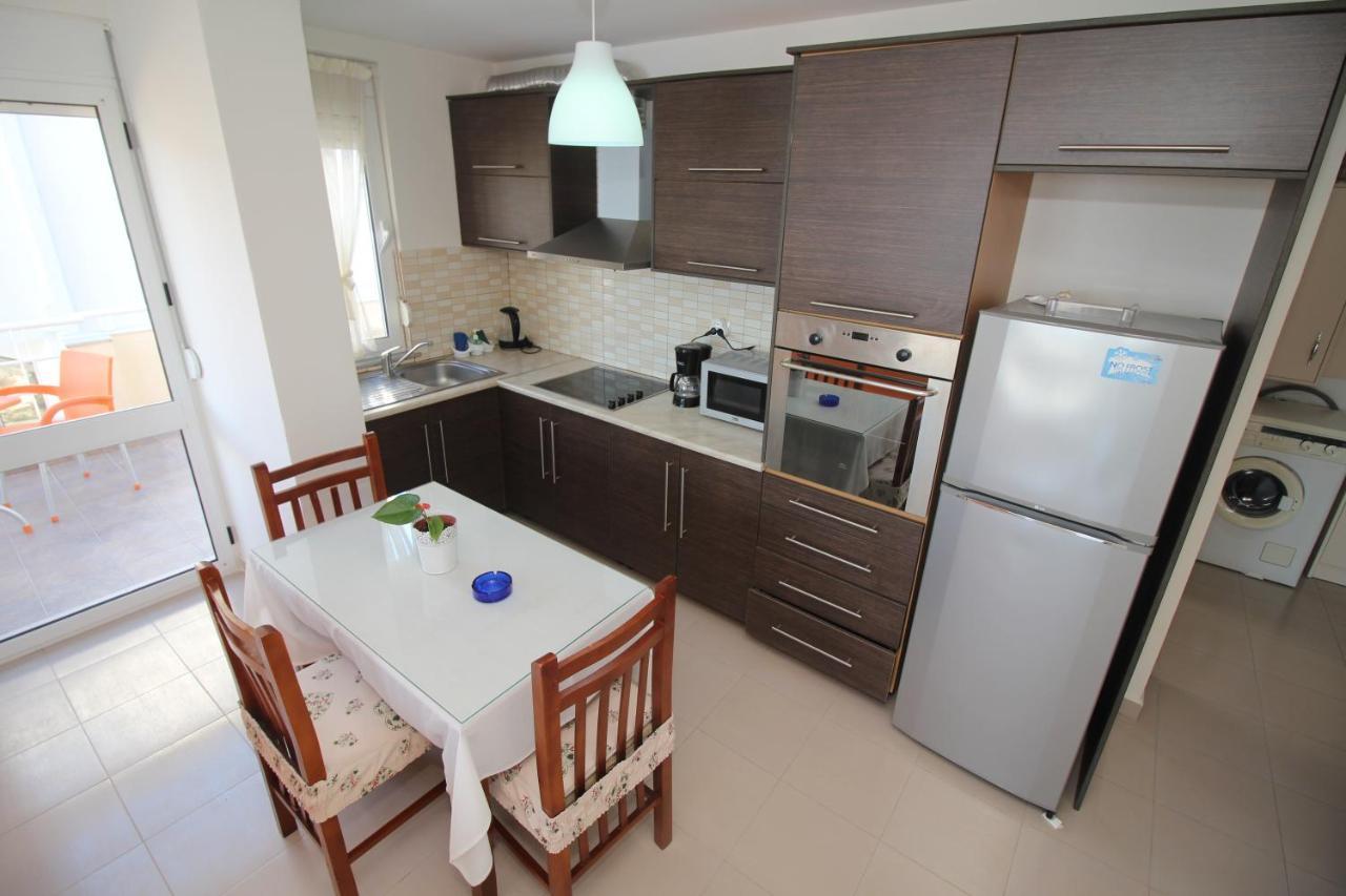 Chill Out Apartment Sarandë Esterno foto