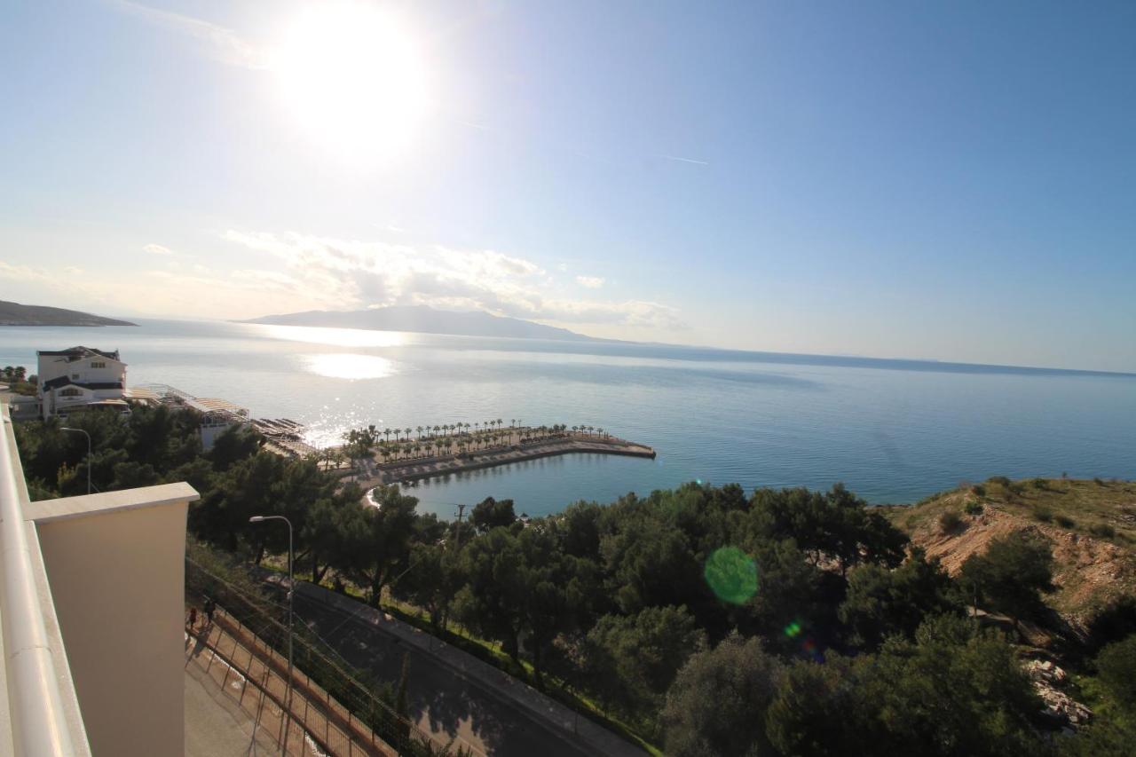 Chill Out Apartment Sarandë Esterno foto